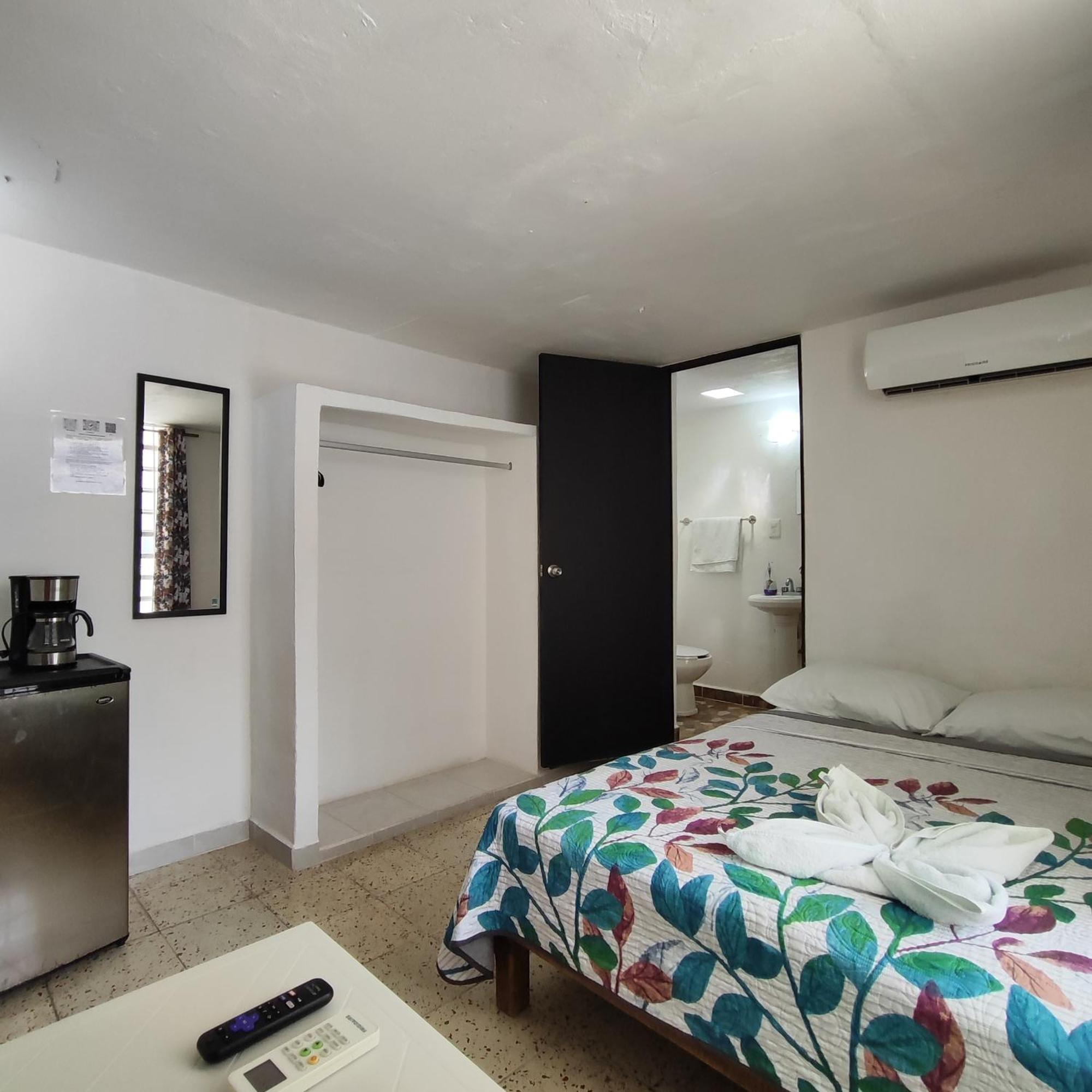 Margaritas Apartment Cancun Bagian luar foto